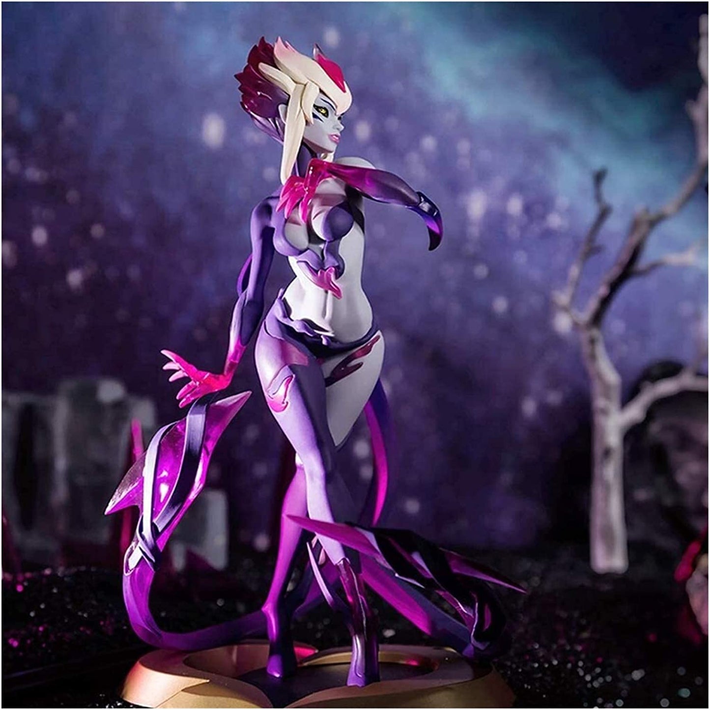 Evelyn UNLOCKED Statue